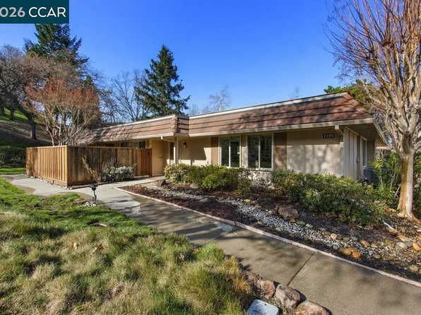 2209 Ptarmigan Dr APT 2, Walnut Creek, CA 94595