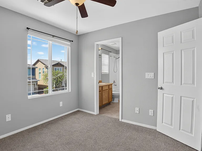 10648 Bandera Mountain Ln — Photo 2