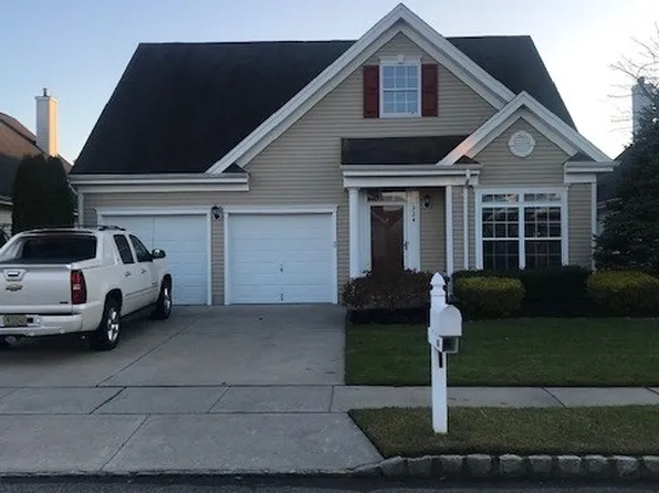 324 McClellan Rd, Egg Harbor Township, NJ 08234