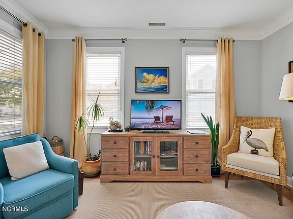 4th image of 334 Marina View Drive