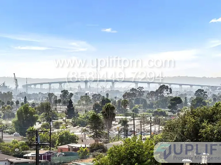 5520 Olvera Ave — Photo 24