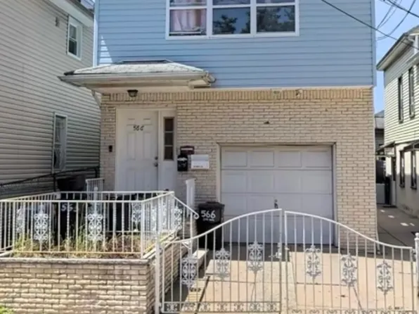 566 2Nd Ave, Elizabeth City, NJ 07202