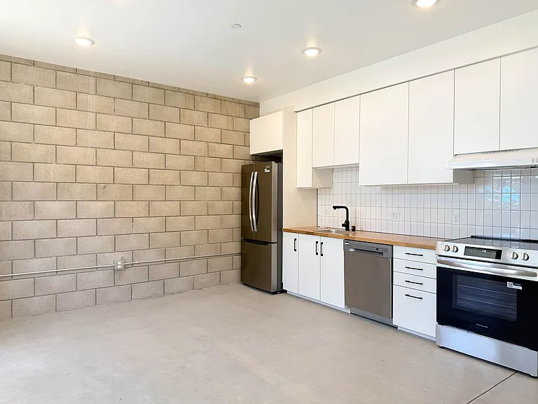 1520 Tyler House — Photo 66