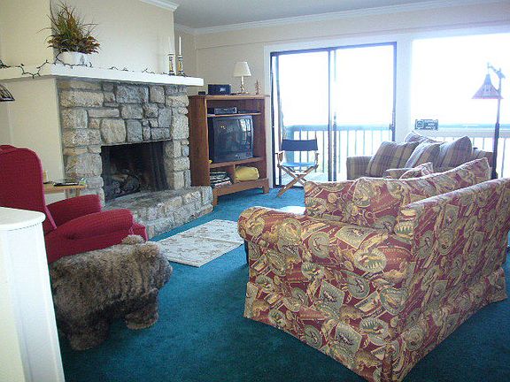 2nd image of 101 Courtside Ln #4
