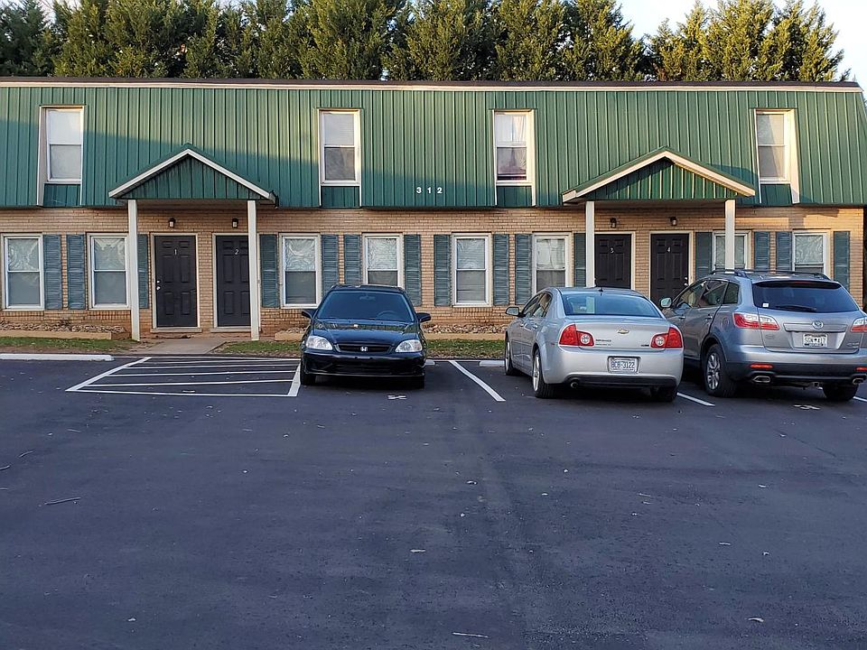 1st image of 312 W Catawba Ave APT 2