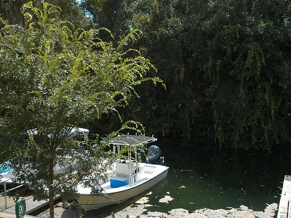 4th image of 65 Beach Ln #1