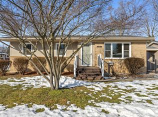 3751 Lawn St NW, Grand Rapids, MI 49534