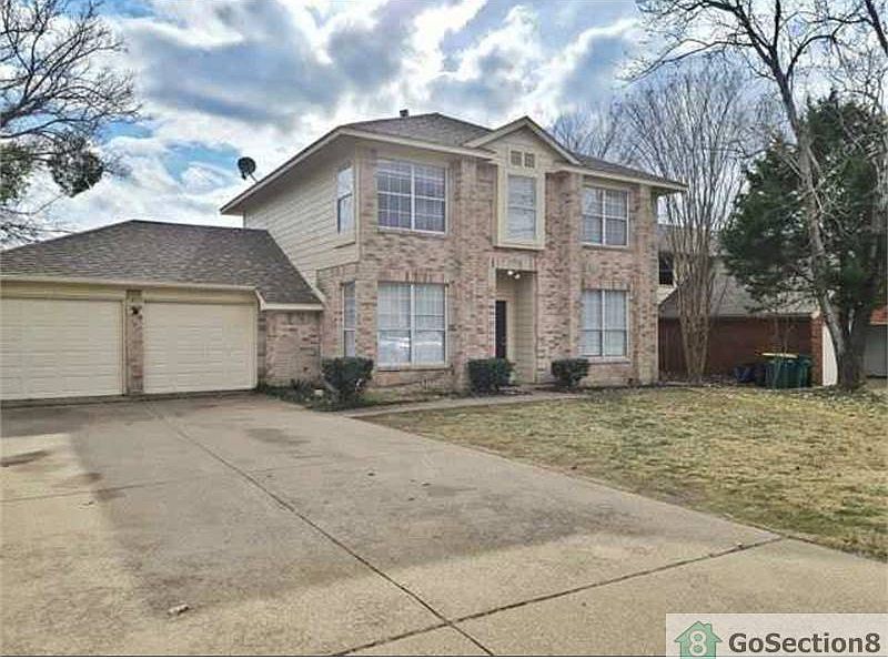 1st image of 306 Meadowbrooke Dr