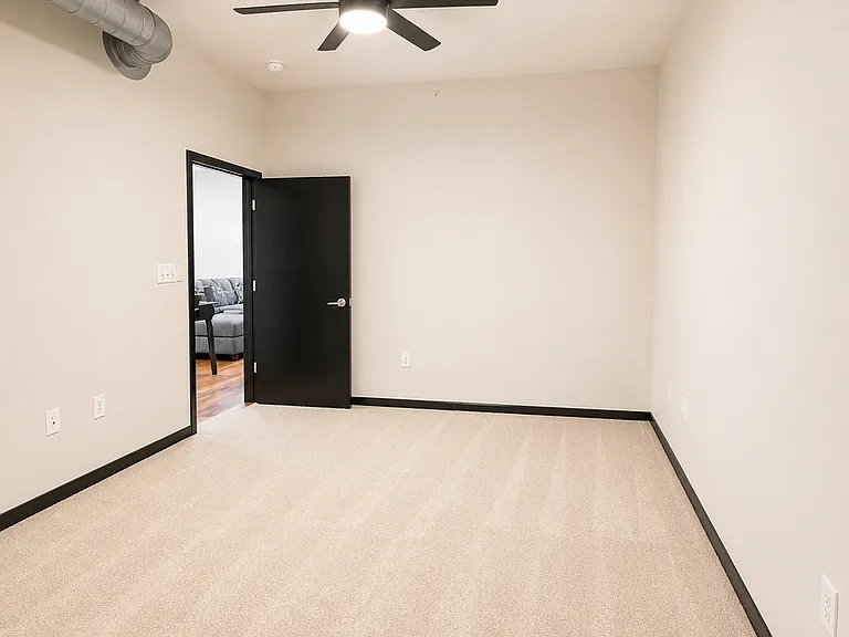 5300 Peachtree Rd #3202 — Photo 19