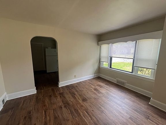 4th image of 2116 E Sprague St