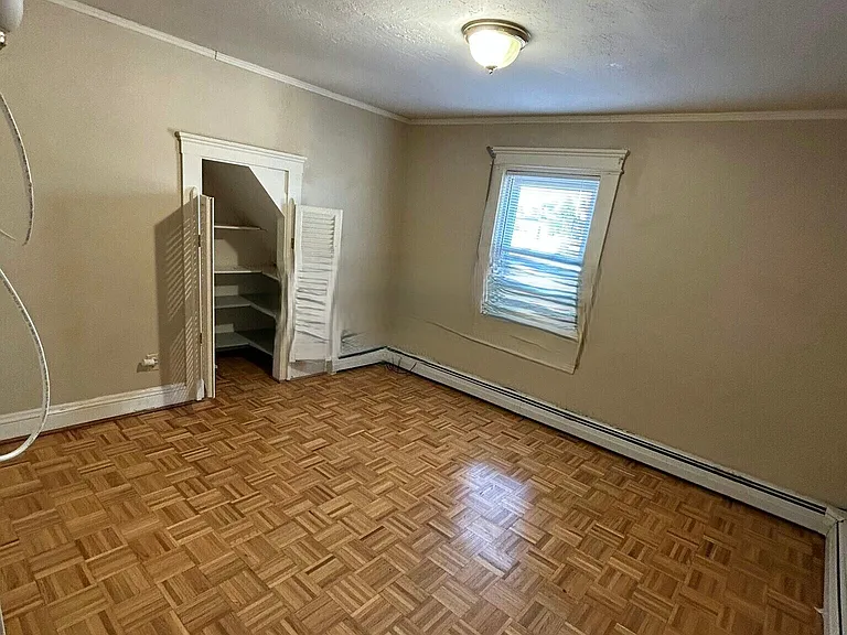 7 Hillside Ave #2 — Photo 4