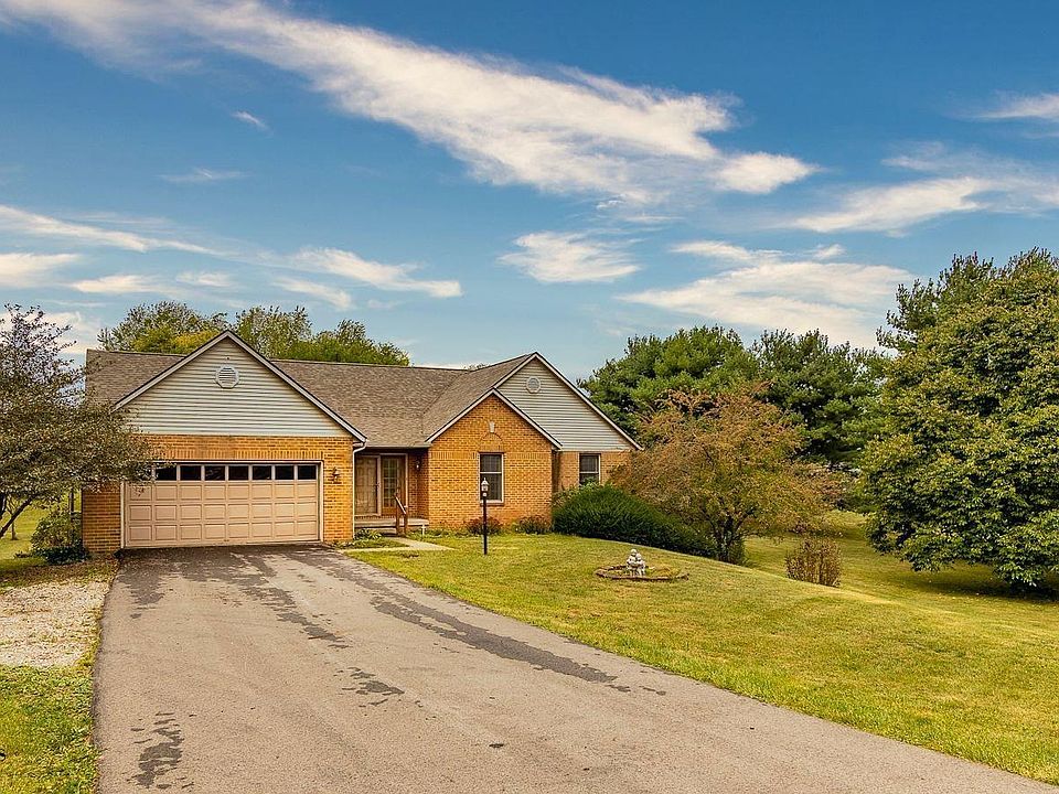 1st image of 6625 King Arthurs Ct NW