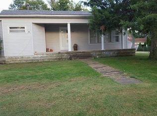 402 W Pine St, Concord, IL 62631