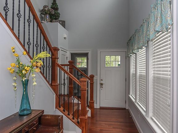 4th image of 4621 Belleview Ave