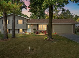 10446 N 500 E, Demotte, IN 46310