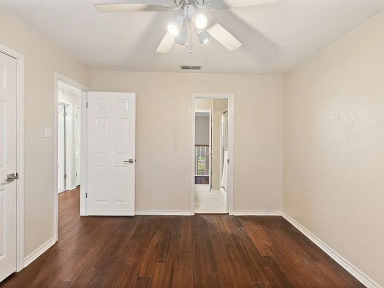 7030 Chiswick Dr — Photo 12