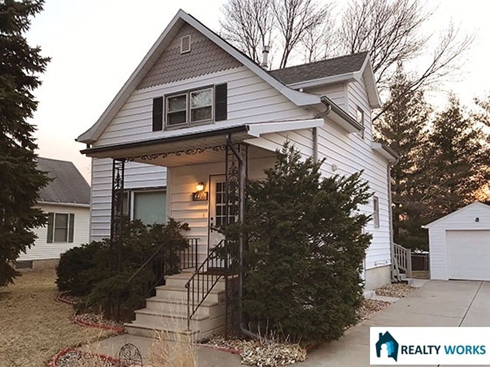 1st image of 4405 S 49th St