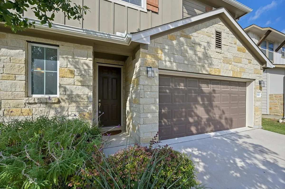 Building Photo - 15202 Kookaburra Path #26