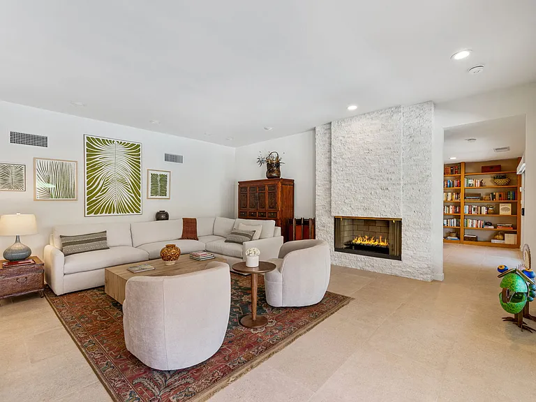 2367 Yosemite Dr — Photo 35