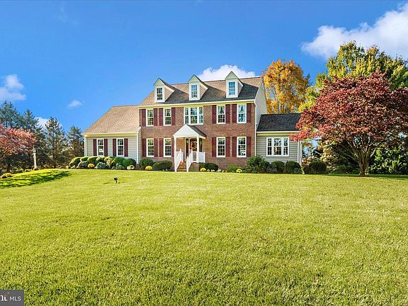 4th image of 6272 Belmont Cir