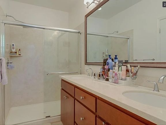 3rd image of 948 E Duane Ave #200