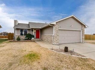 778 S Eastridge St, Valley Center, KS 67147