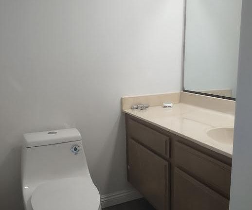 3rd image of 116 Chapel Ave Unit S