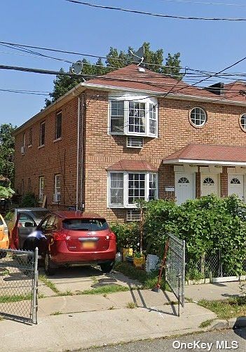2nd image of 17823 107th Ave