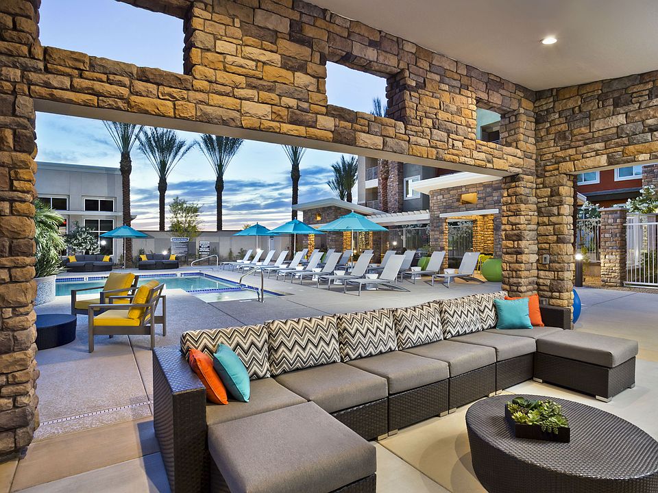 Beautiful covered outdoor lounge