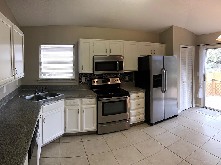 1454 Cove Landing Dr — Photo 5