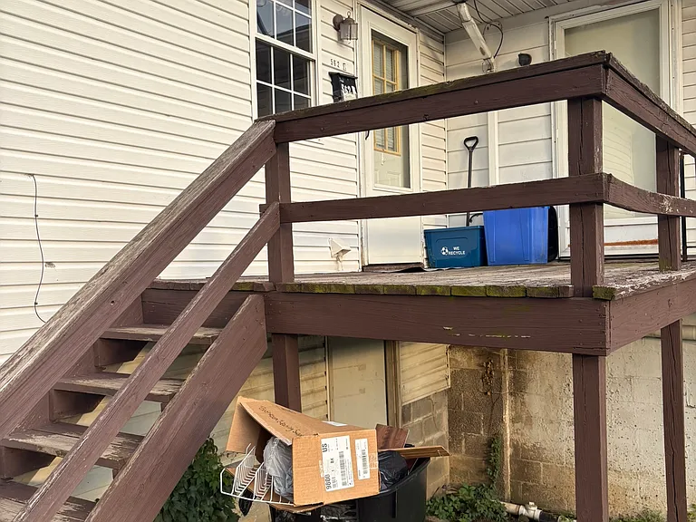 562 Chestnut St #B — Photo 11