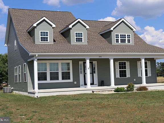 2nd image of 840 Abagail Cir