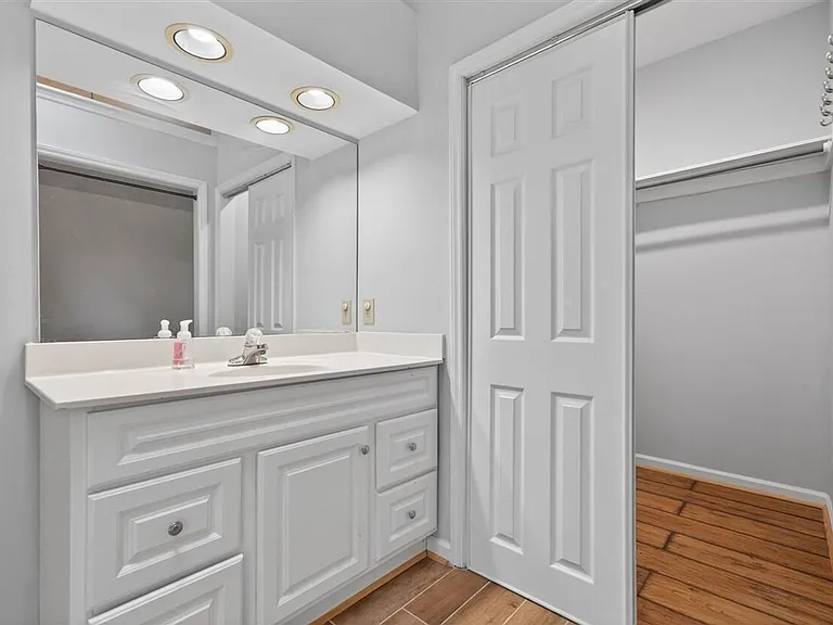 105 Ellsworth Pl — Photo 14