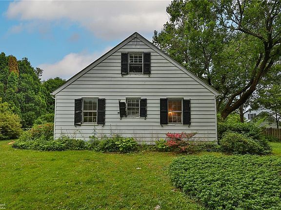 3rd image of 24 Moreland Ave
