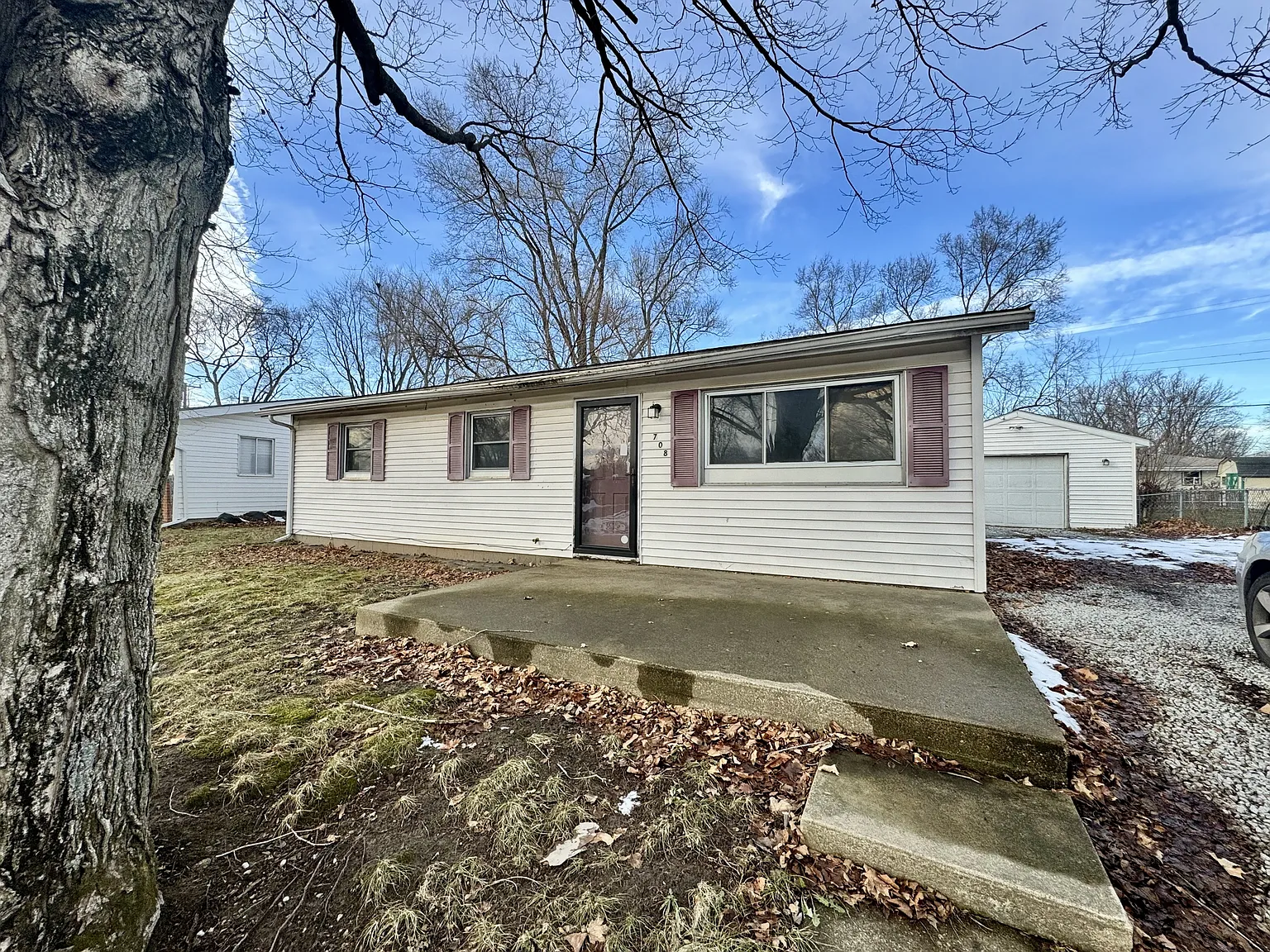708 Maumee Drive - 1 — Photo 1
