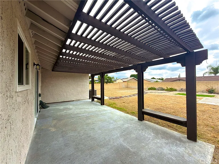 7689 Cornel Ct — Photo 22