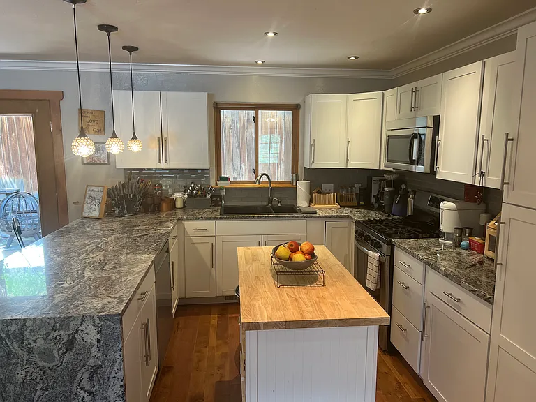 46151 Highway 6 — Photo 10