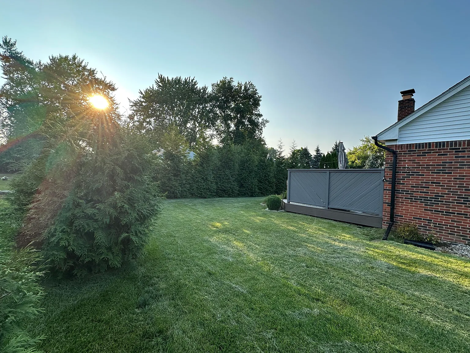 3 bed, 2.0 bath, 1755 sqft, $2,700 — Photo 3