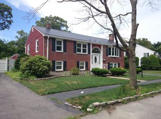 55 Westmoor Rd, West Roxbury, MA 02132