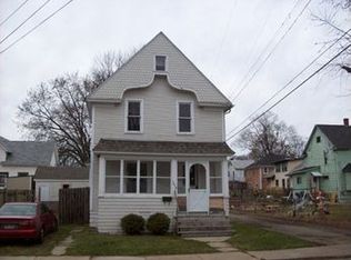 1612 Cameron St, Kalamazoo, MI 49001