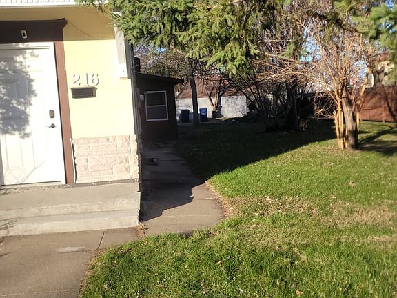 2nd image of 216 13th Ave N