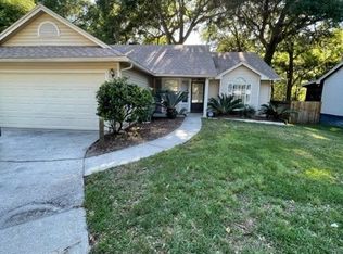 1904 Running River Rd, Jacksonville, FL 32225