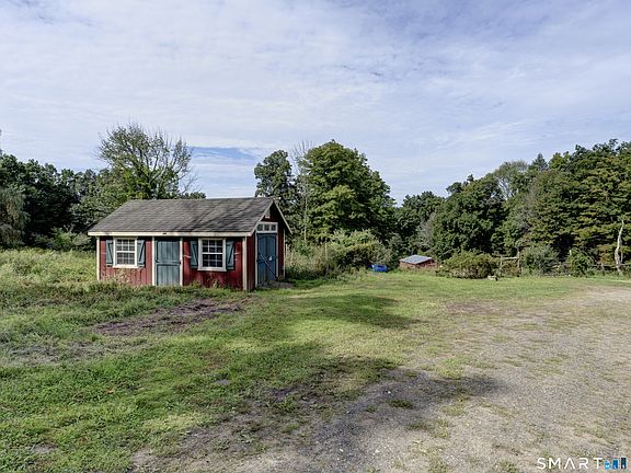 5th image of 813 Westford Road