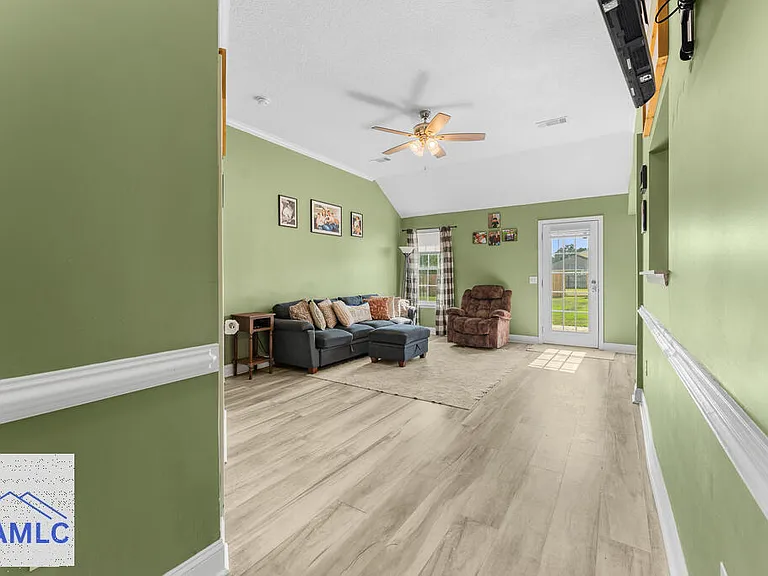 162 NE Mancey Garrason Loop — Photo 14
