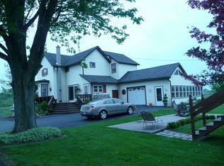 6677 Drake Settlement Rd, Appleton, NY 14008