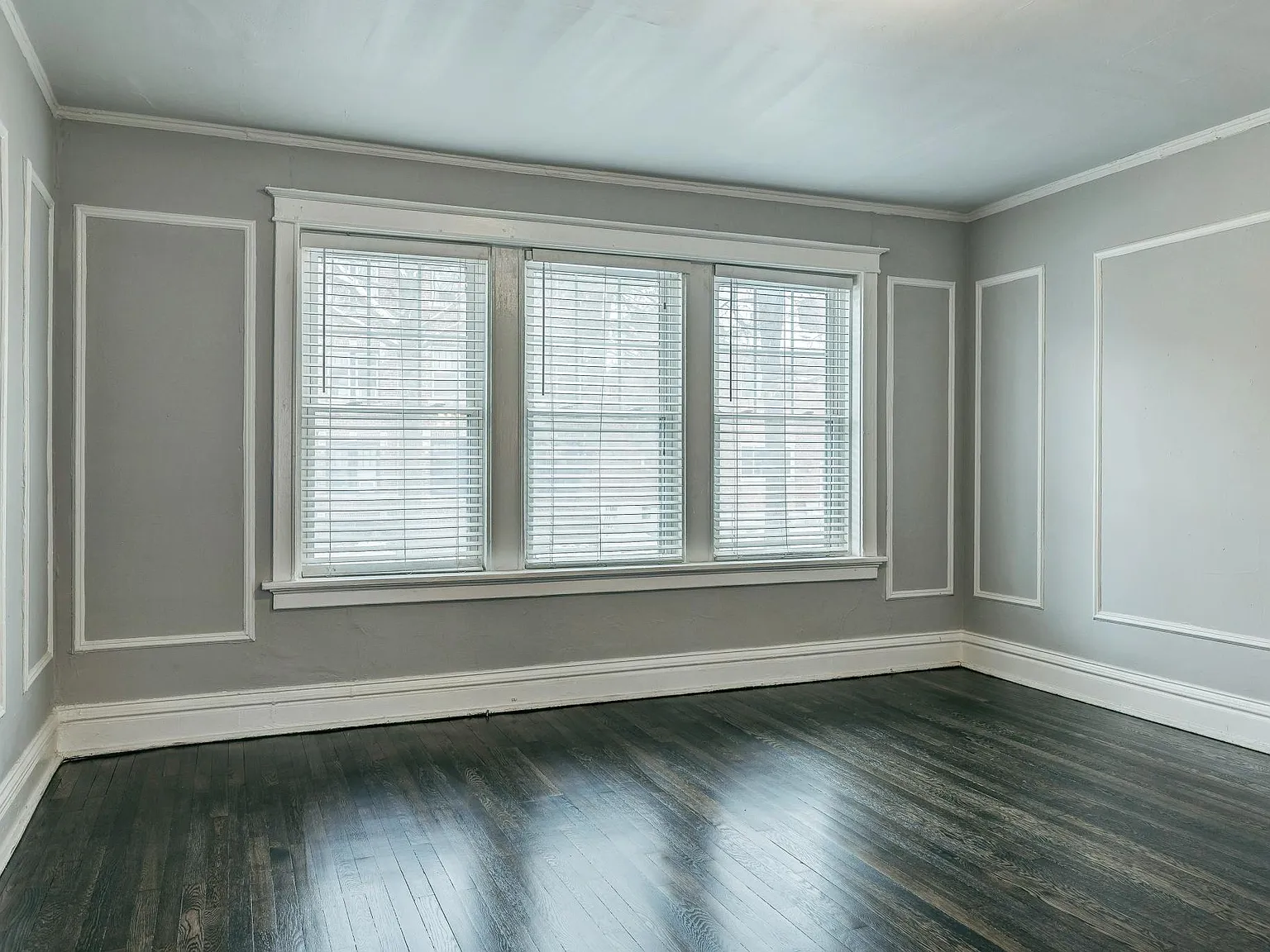 2 bed, 1200 sqft, $2,195 — Photo 2