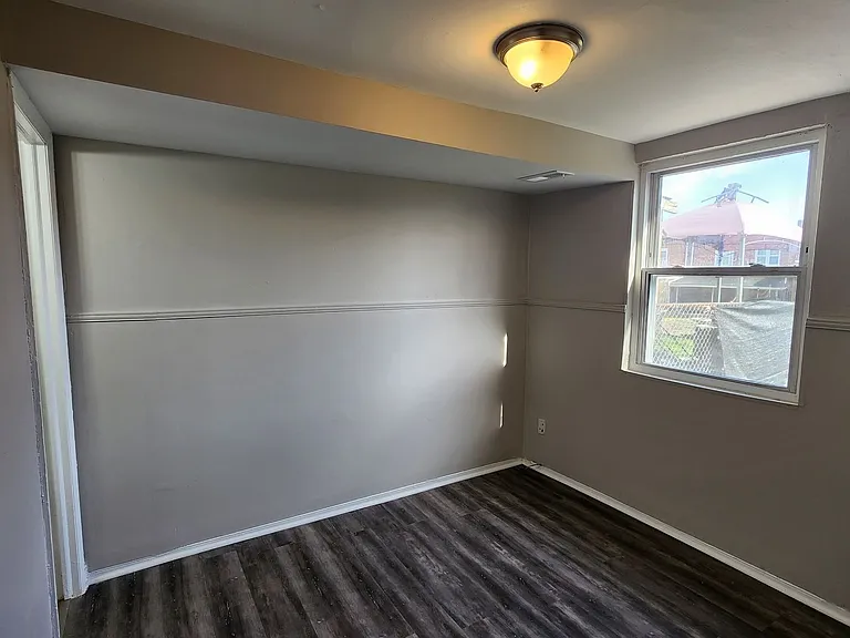 119 E Laughead Ave — Photo 12