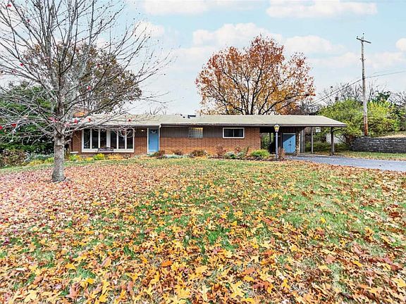 2nd image of 39 Deerfield Ln