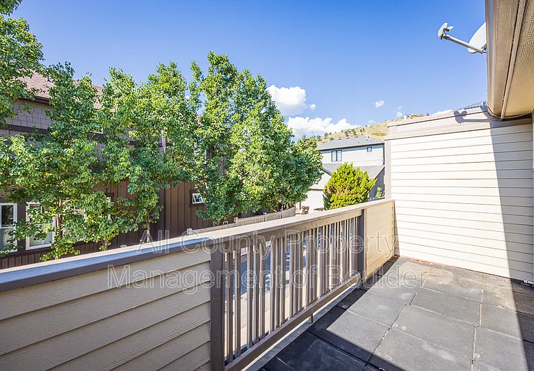 270 Laramie Blvd — Photo 18