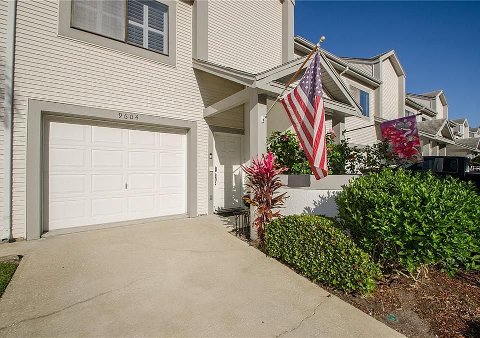 1st image of 9604 Tara Cay Ct